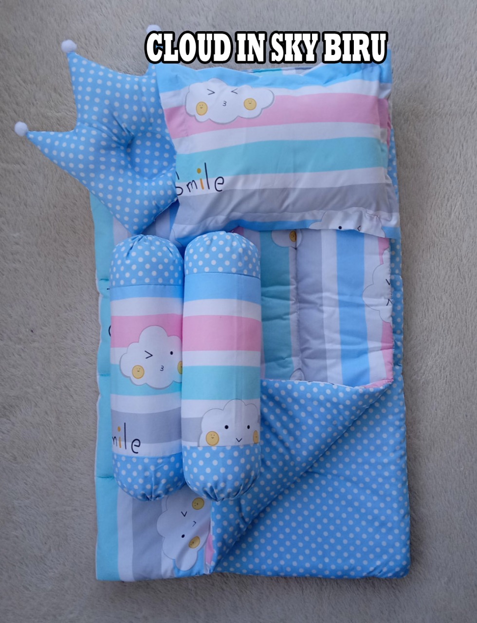 set bedcover bayi(bantal peyang+guling+bantal kotak+selimut(bisa jadi alas))